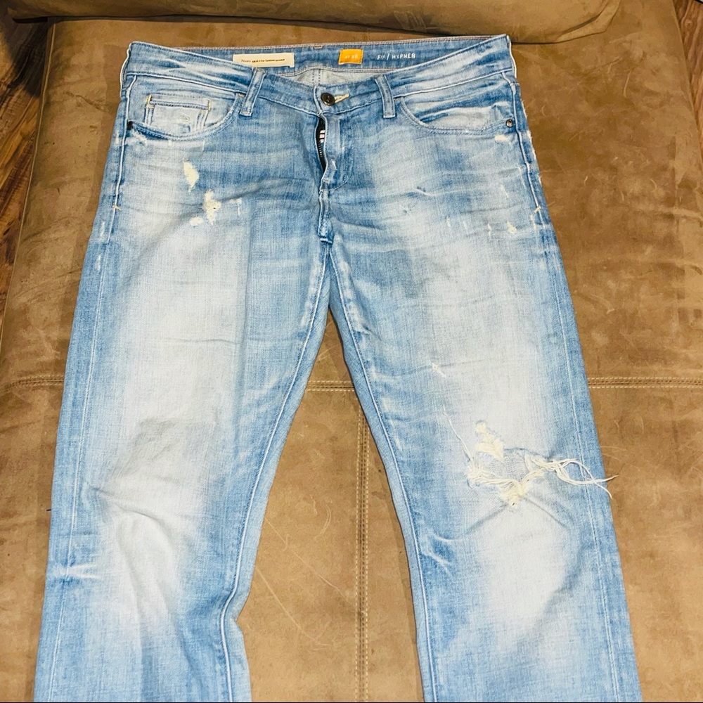 Pilcro and the Letterpress Hyphen Jeans 28